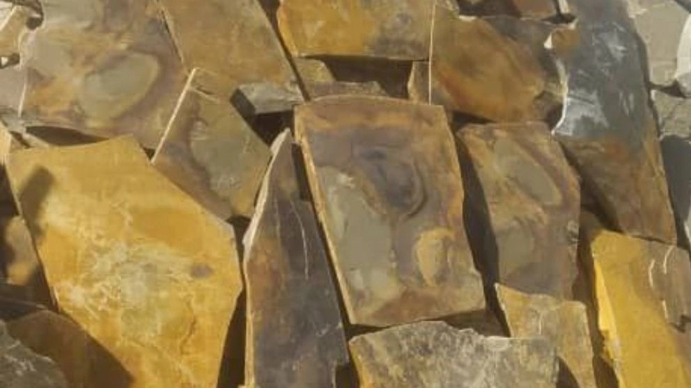 سنگ لاشه رجبیان